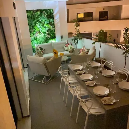 Apartamento Luxury Two Bedroom With Private Roof Terrace And Hot Tub *