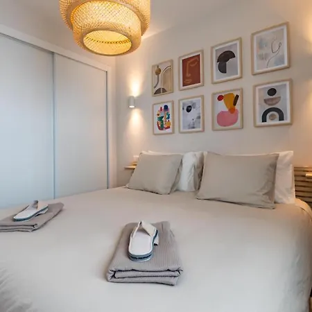 Luxury Two Bedroom With Private Roof Terrace And Hot Tub 阿尔沃尔