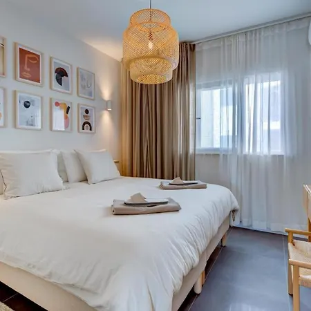 Luxury Two Bedroom With Private Roof Terrace And Hot Tub 阿尔沃尔